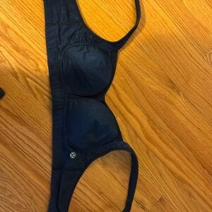Lululemon sports bar 34C